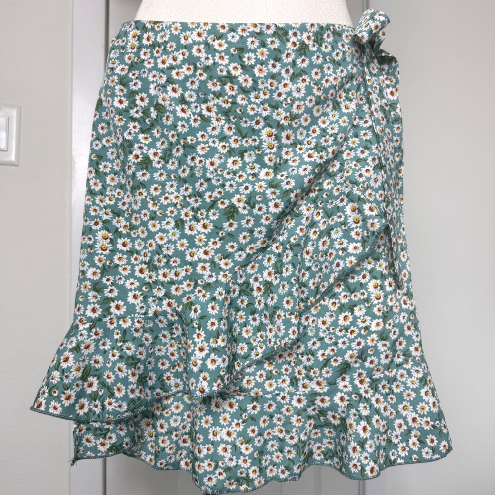 Womens Ditsy Floral Ruffle Wrap Mini Skirt Size M Boho Cottagecore Green